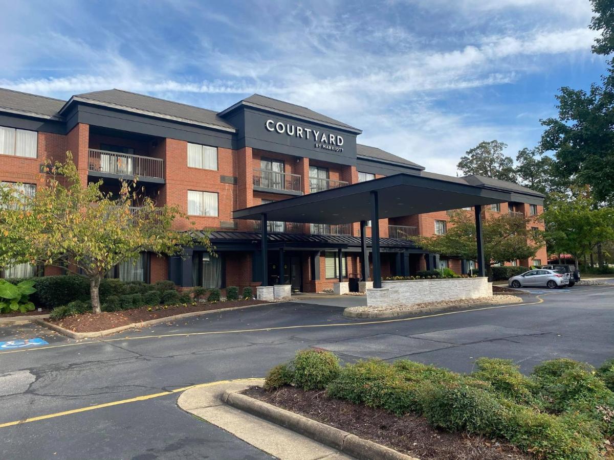 Courtyard Newport News Yorktown Hotel Exterior foto