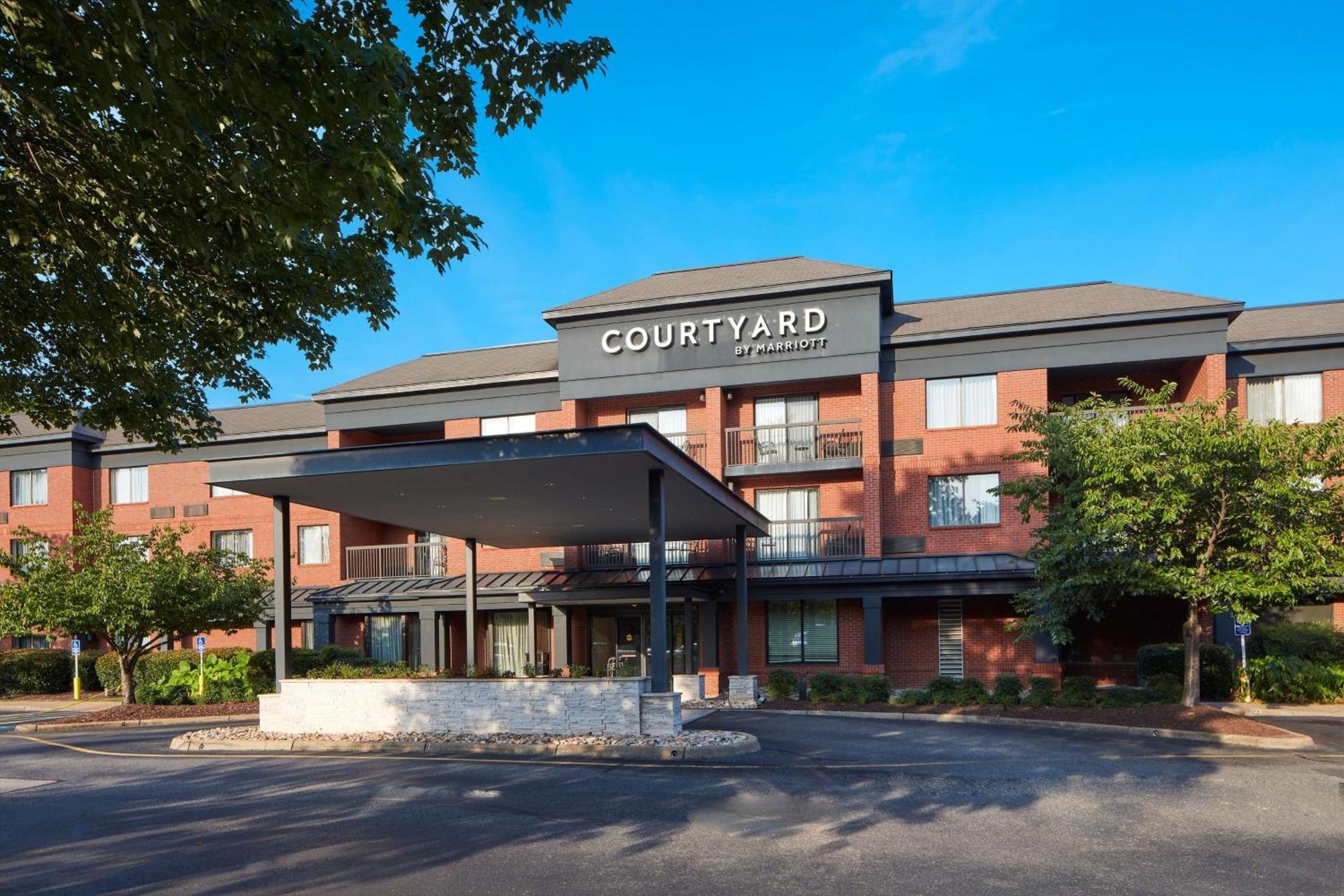 Hotel Courtyard Newport News Yorktown Exterior foto